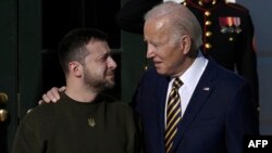 Prezida wa Ukraine: i Bubamfu. Uwa Amerika i Buryo. 