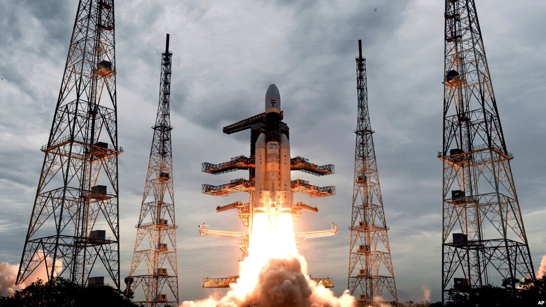 ဇူလိုင်လ ၂၂ ရက်နေ့က လွှတ်တင်ခဲ့သည့် Chandrayaan-2 အာကာသယာဉ်။