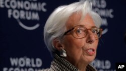 国际货币基金组织总裁克里斯蒂娜·拉加德（Christine Lagarde）周一在瑞士达沃斯的世界经济论坛上发表讲话(2018年1月22日)
