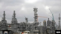 Une installation Chevron de pétrole sous construction à Escravos, 80 kilomètres de Warri, dans la région du delta du Niger de pétrole du Nigeria, 17 août 2010. epa/ GEORGE Esiri