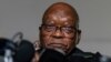 L'ancien président sud-africain Jacob Zuma s'adresse à la presse à son domicile de Nkandla, dans la province du KwaZulu-Natal.