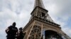 Indignation en France après le passage à tabac de deux policiers