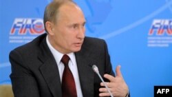 Vladimir Putin Rusiyanın əsas telekanalına müsahibə verib