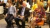 Premijerka Srbije Ana Brnabić i ambasador SAD u Srbiji Kajl Skot na otvaranju Festivala filantropije, u Unikredit banci u Beogradu, 24. oktobra 2018. (VOA)