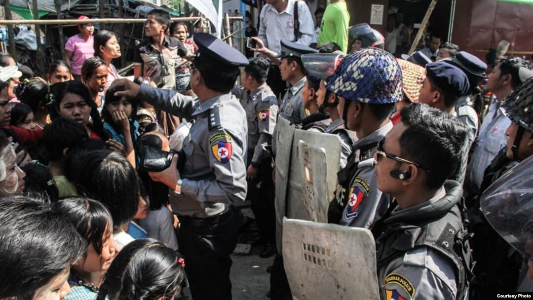  ညောင်ရွာကျေးရွာကနေအိမ်၁၀၀ကျော်ကိုဖျက်ဖို့ကြိုးပမ်း (ဓါတ်ပုံ- The Fifth Wave News )