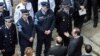 Policière blessée en France : l'hommage des habitants de la Chapelle-sur-Erdre